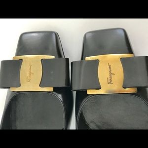 Ferragamo Low Heels Ankle Strap Size 71/2-8 Black